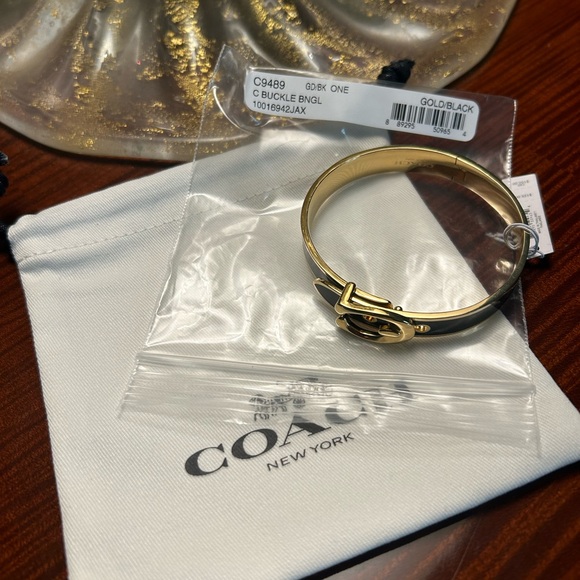COACH hinged buckle bangle NWT - Picture 7 of 10
